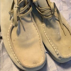 Clark’s Wallabies Used